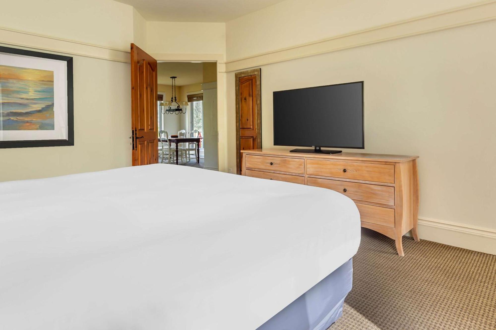 Hilton Grand Vacations Club Tremblant Canada Mont-Tremblant Exterior foto